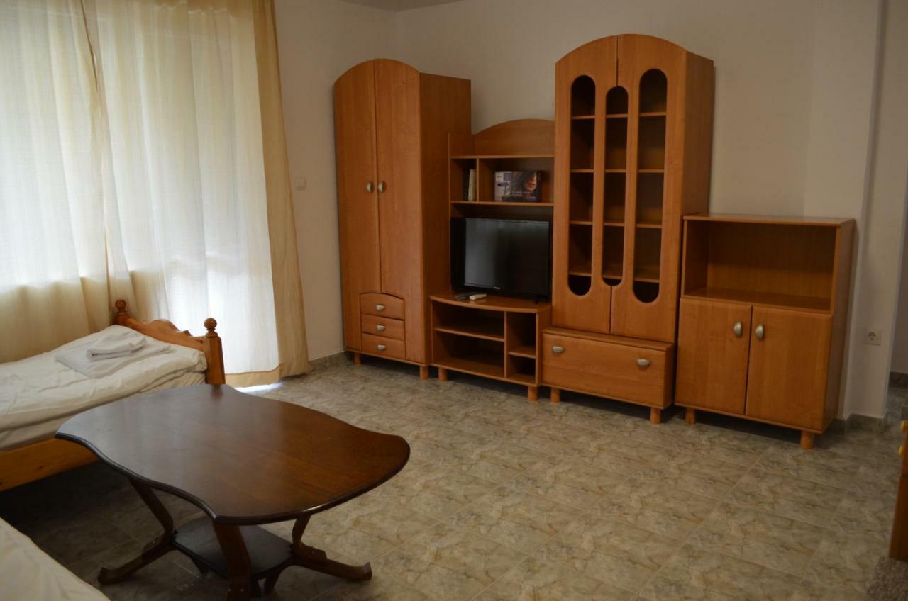 Bravo 1 Home George Slăntjev Brjag Exteriör bild